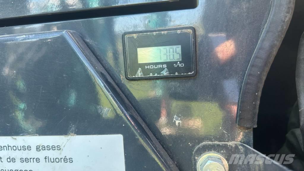 Kobelco SK58SRX-7 Mini rýpadla < 7t