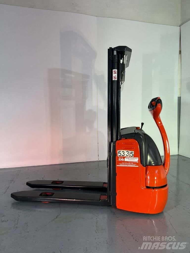 Linde L12 Ruční paletový vozík