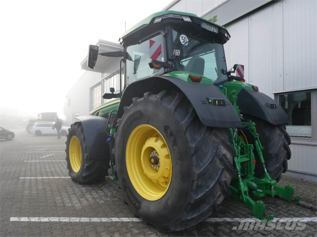John Deere 8R 370 Traktory