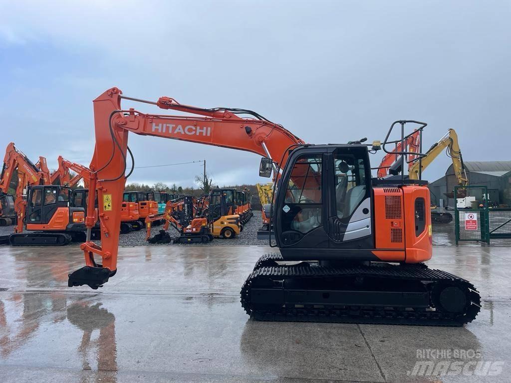 Hitachi ZX 135 US-6 Pásová rýpadla