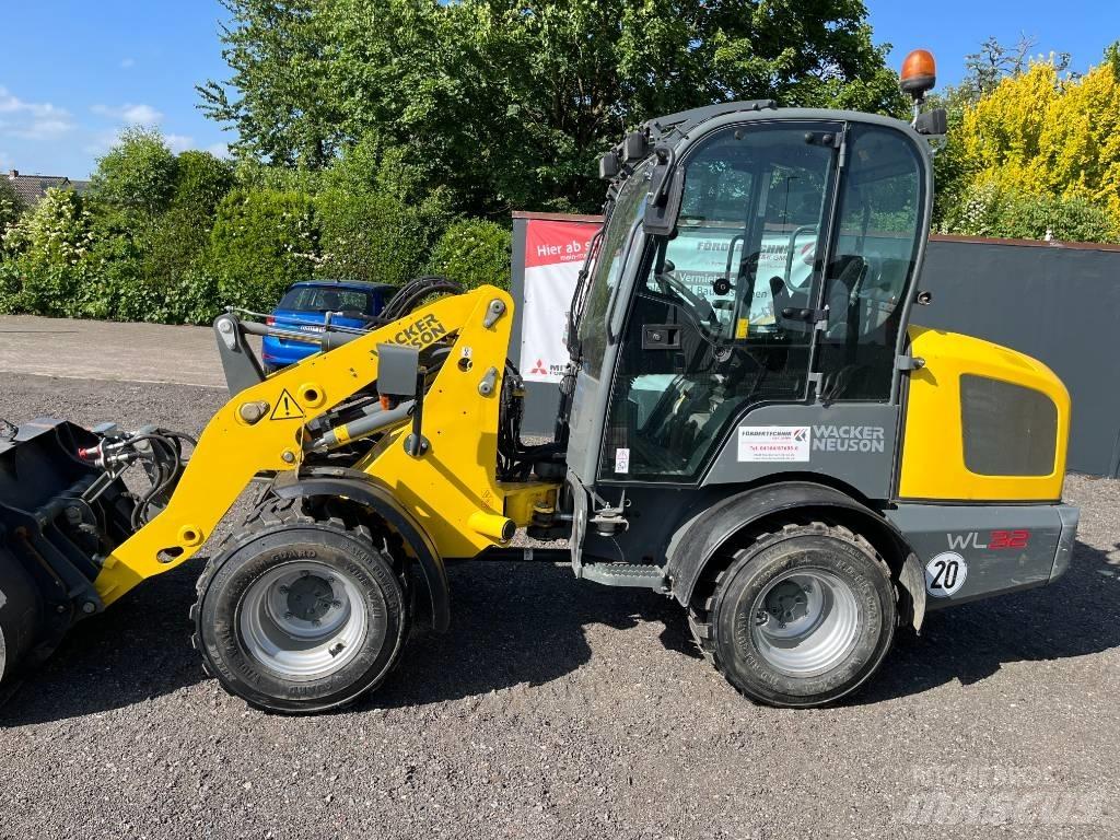 Wacker Neuson WL 32 Kolové nakladače