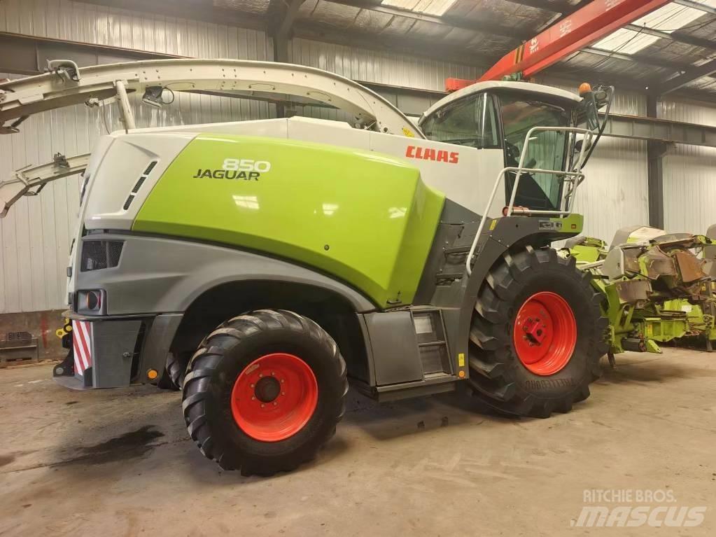 CLAAS Jaguar 850 Samojízdné sekačky