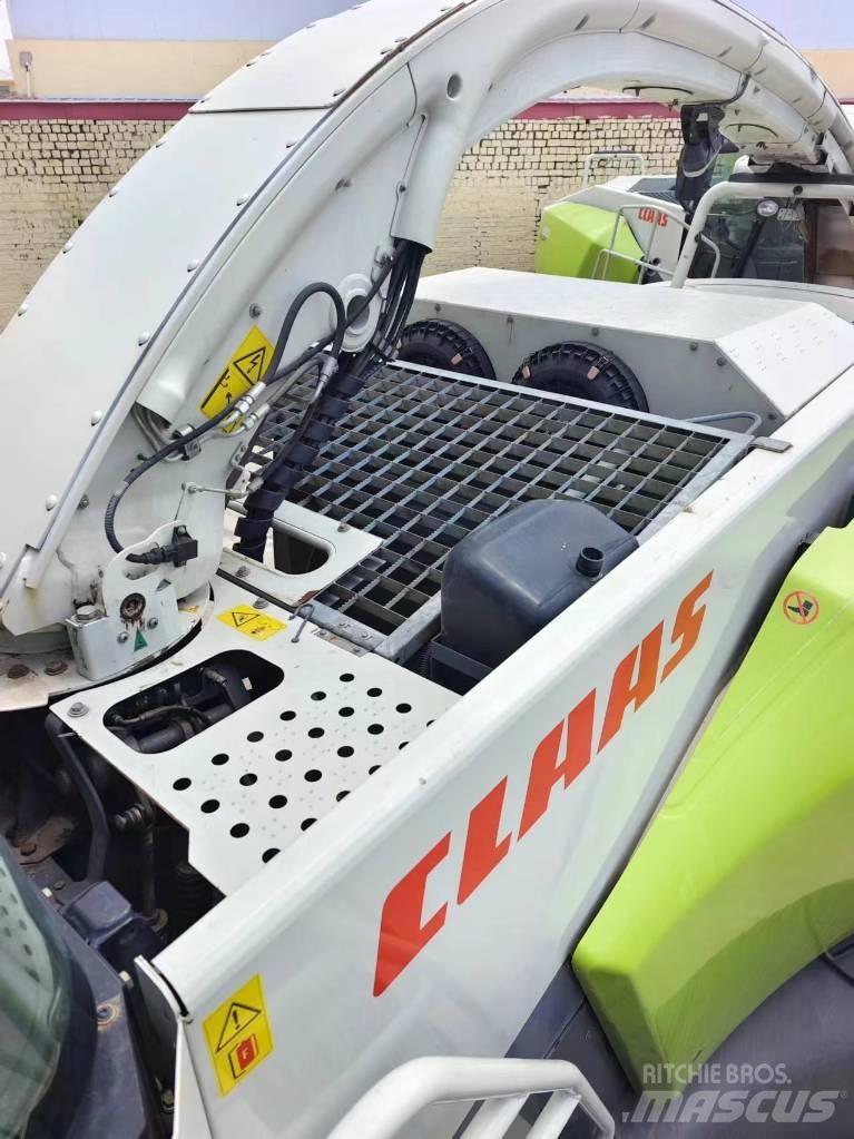 CLAAS Jaguar 850 Samojízdné sekačky