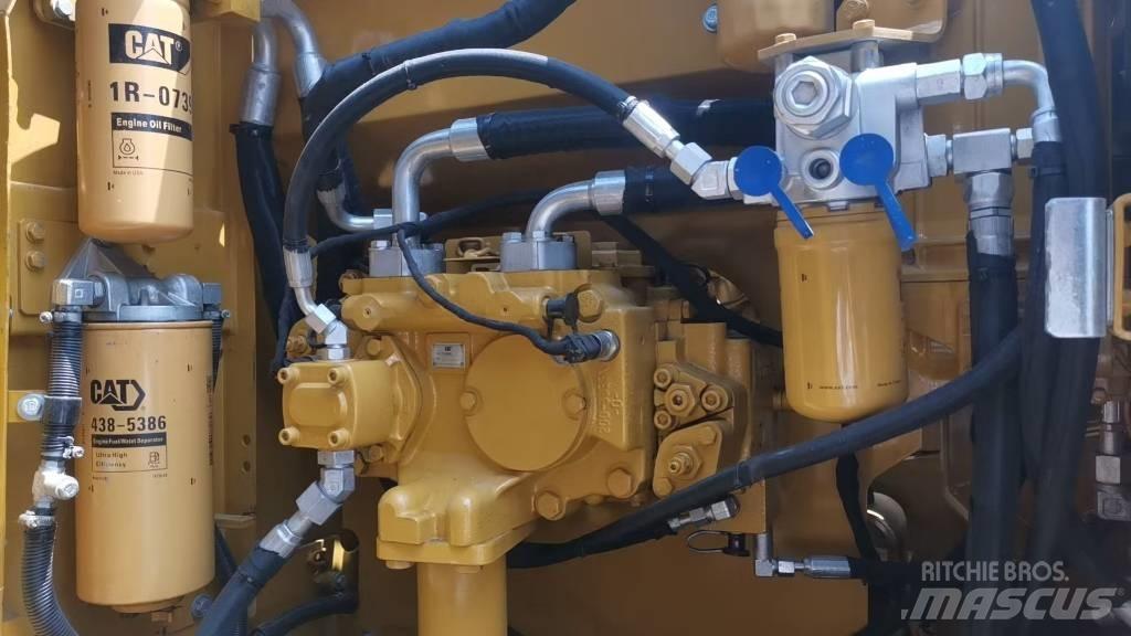 CAT 320GC Pásová rýpadla