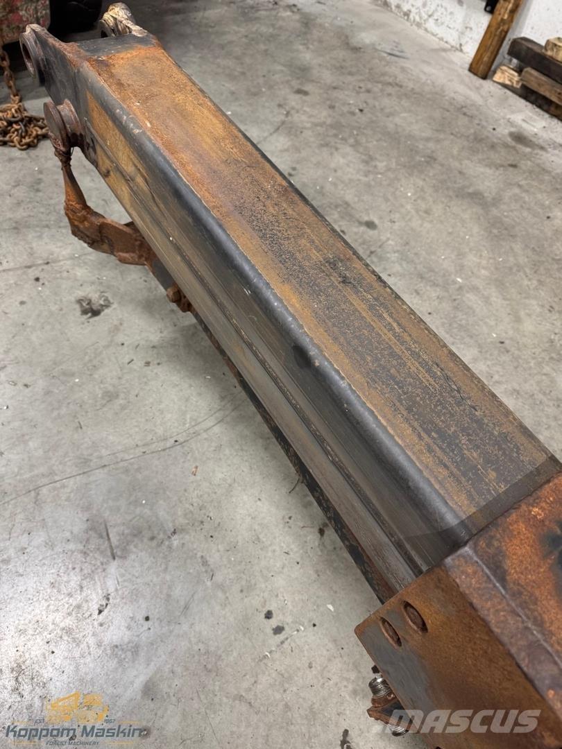 Loglift 220V Těžební jeřáby