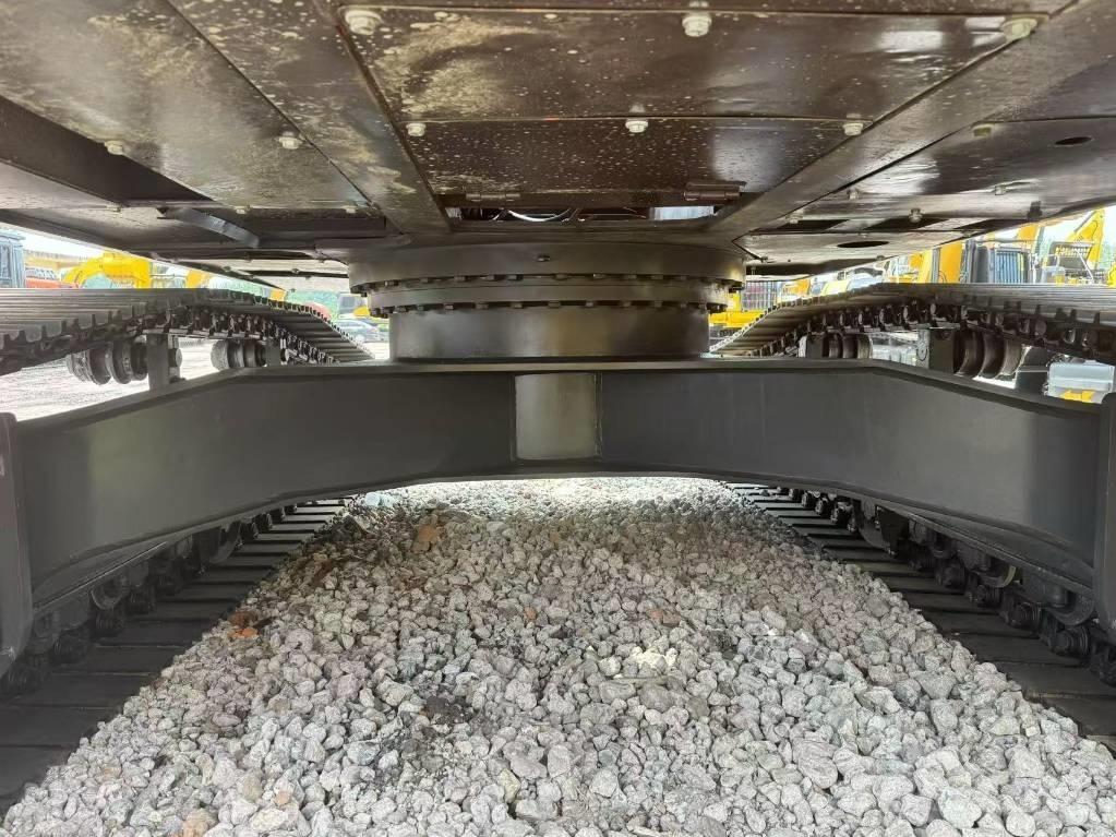 Doosan DX300-9C Pásová rýpadla