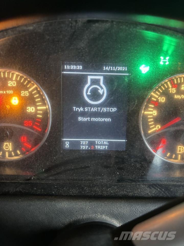 GiANT 4548 TENDO Teleskopické manipulátory