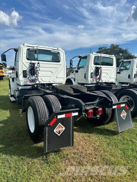 International MV607 Tahače