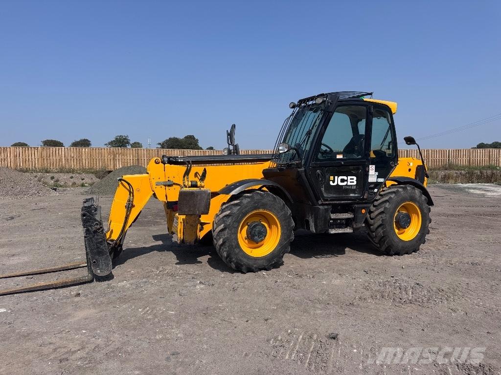 JCB 540-140 Teleskopické manipulátory