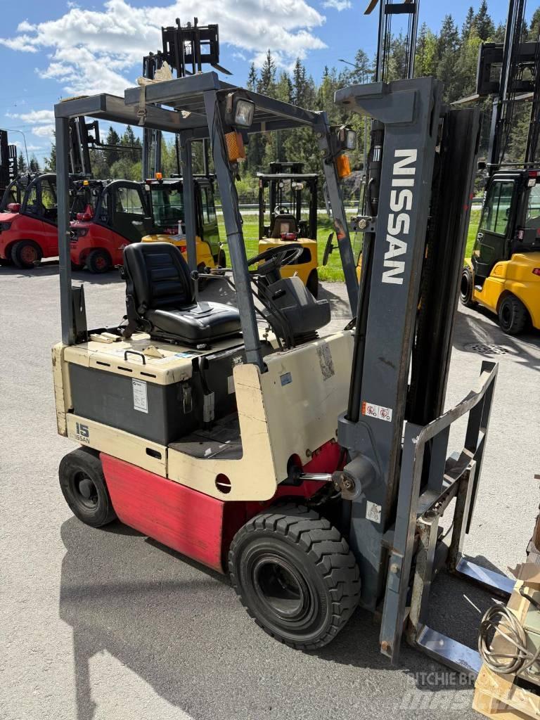 Nissan FP01 L 15 U Akumulátorové vozíky