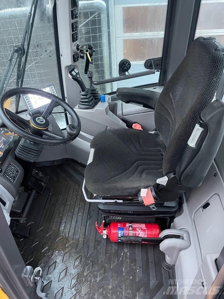 Volvo L45H Kolové nakladače