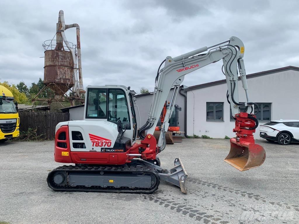 Takeuchi TB 370 Midi rýpadla 7t - 12t