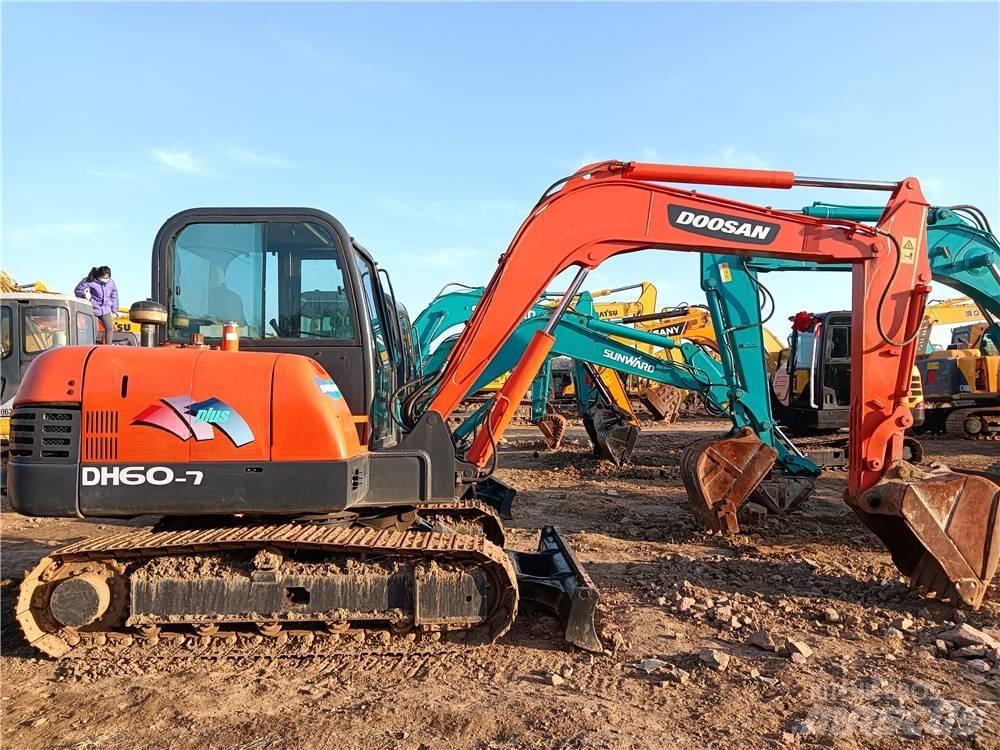 Doosan DH60-7 Pásová rýpadla