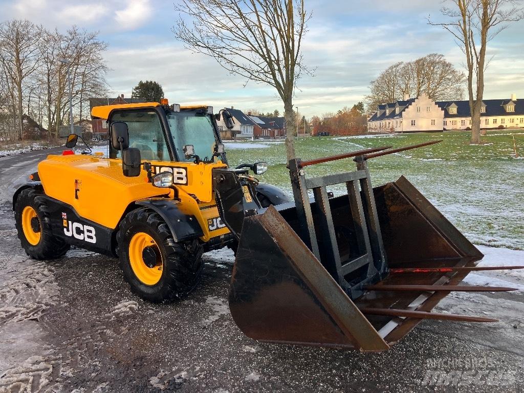 JCB 525-60 Teleskopické nakladače pro zemědělství
