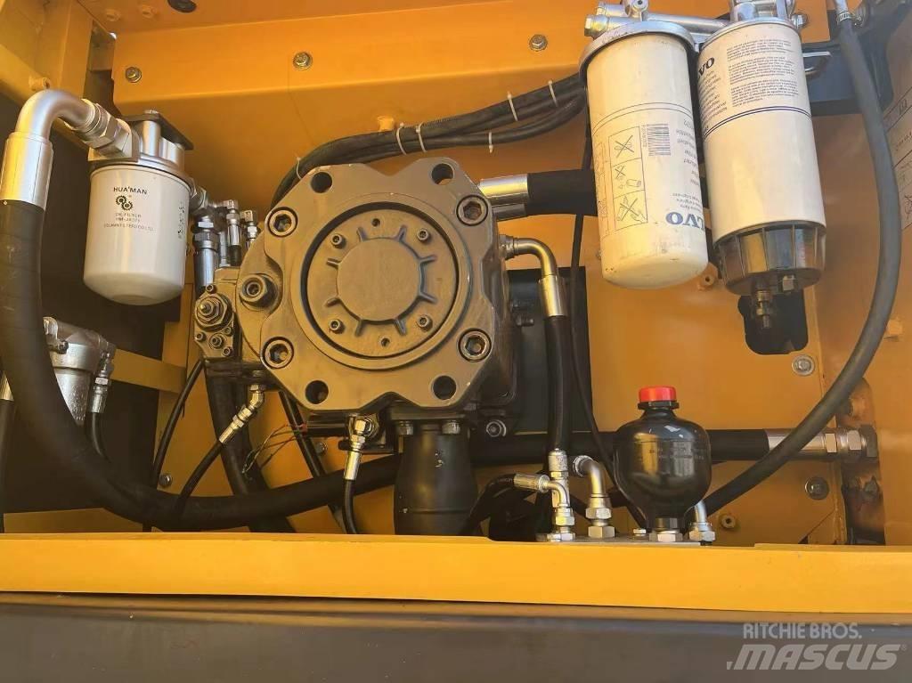 Volvo EC360DL Pásová rýpadla