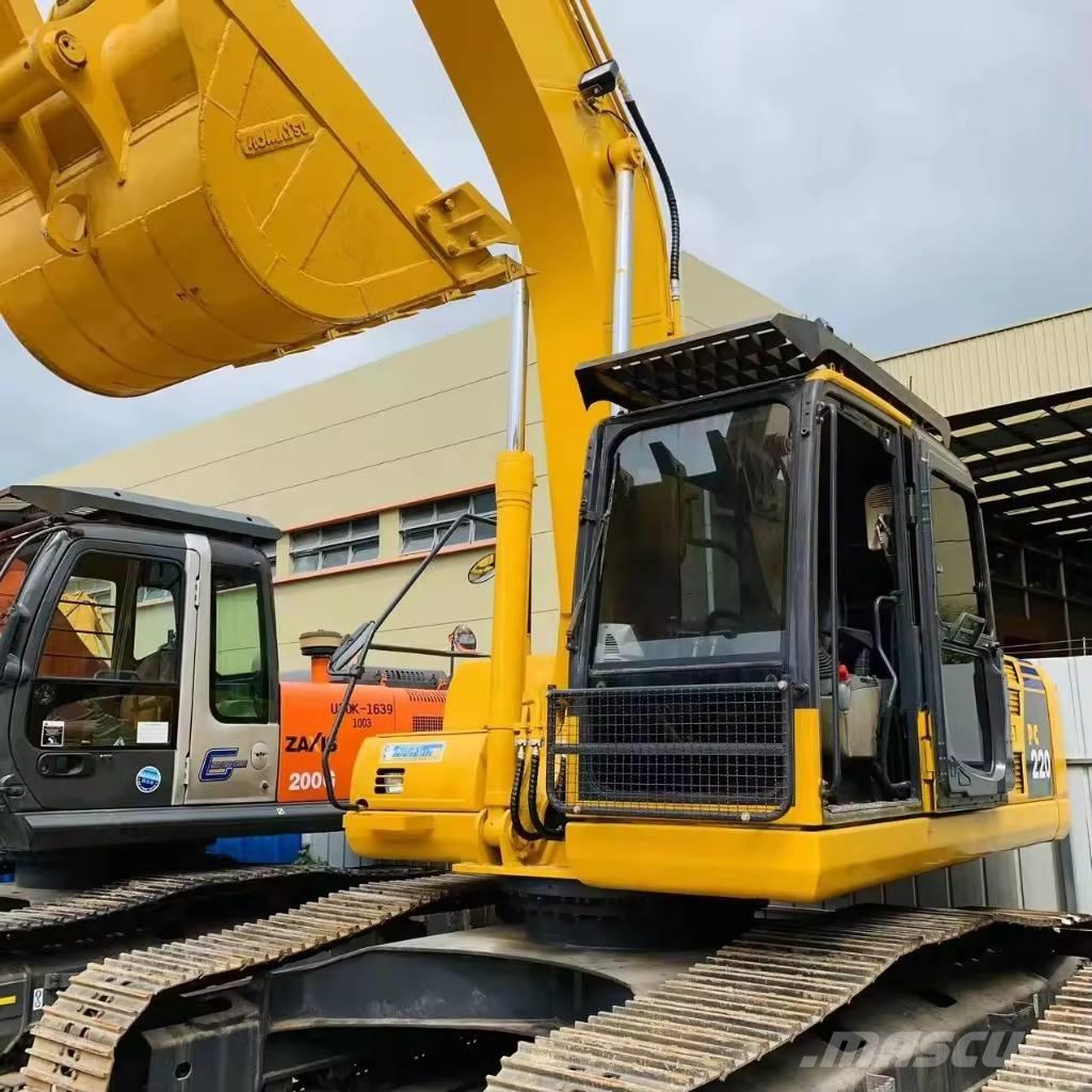 Komatsu PC 200 Pásová rýpadla