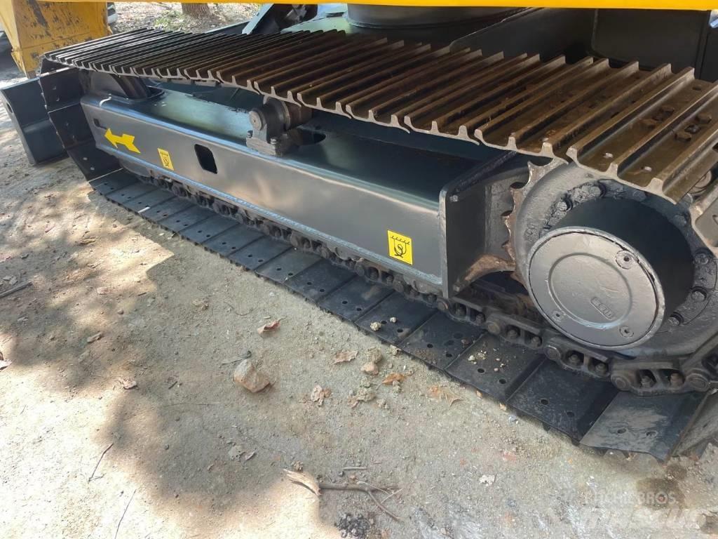Komatsu PC70-8 Pásová rýpadla