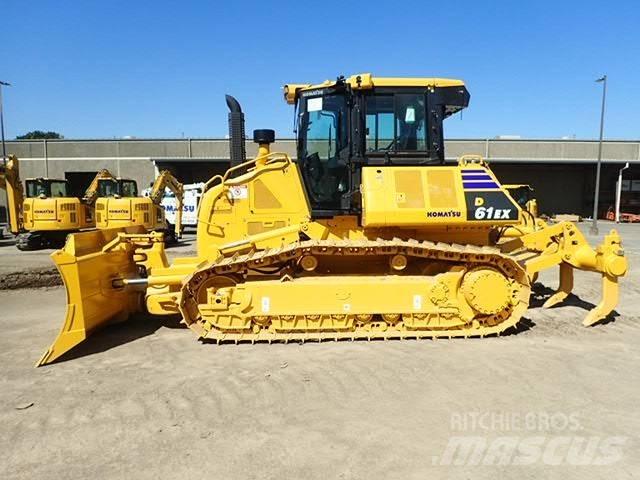 Komatsu D61EX-24 Pásové dozery