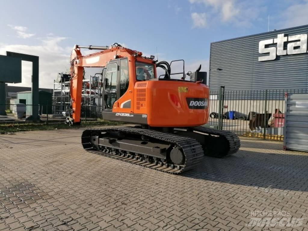 Doosan DX 235 LCR-5 Pásová rýpadla