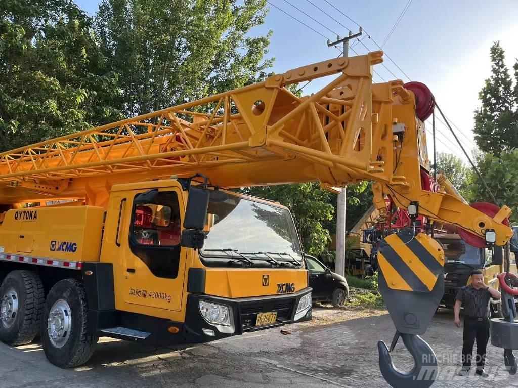 XCMG QY70K-II Univerzální terénní jeřáby