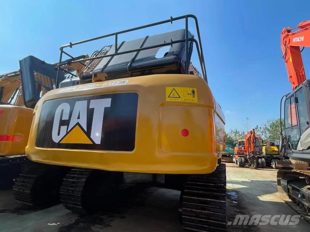 CAT 330D2 Pásová rýpadla