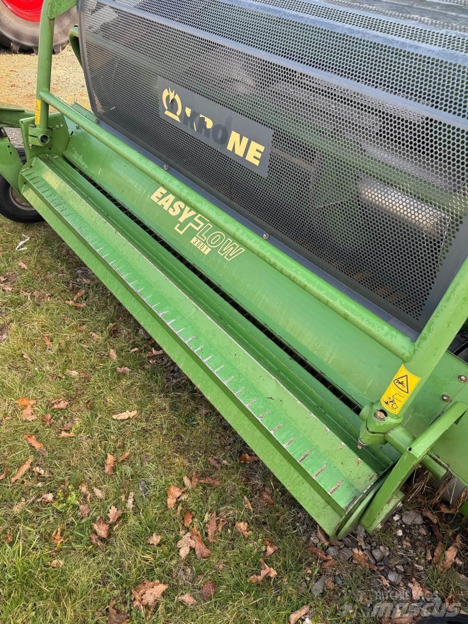 Krone BIG x 700 Samojízdné sekačky