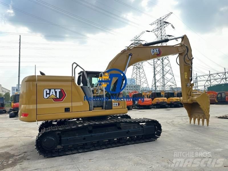 CAT 323GC Pásová rýpadla