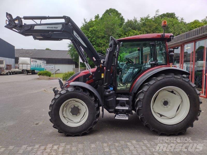 Valtra G135 Active Traktory