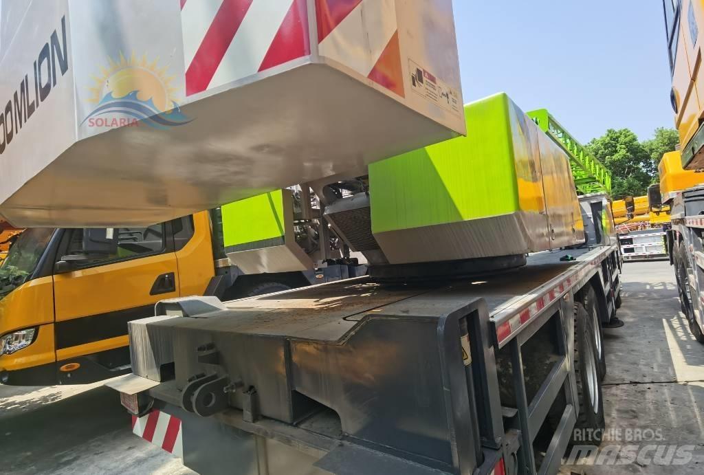 Zoomlion ztc 251v Univerzální terénní jeřáby