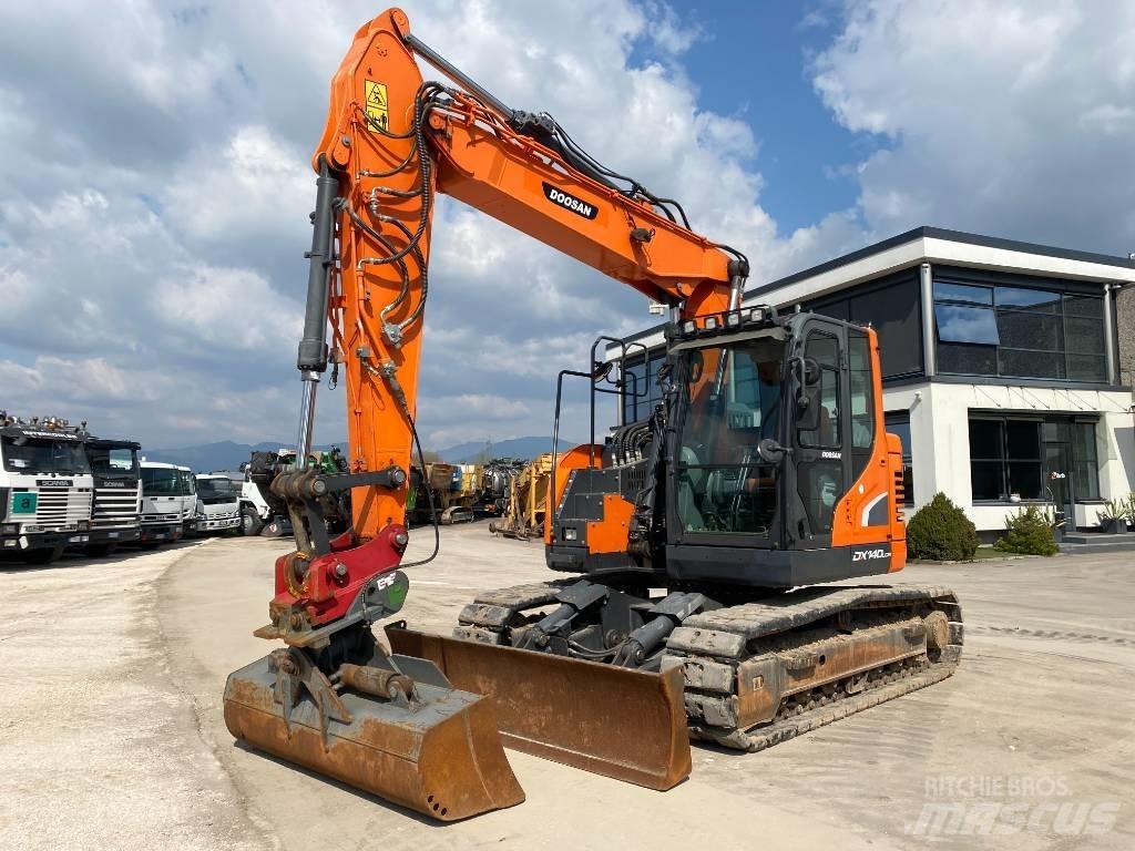 Doosan DX 140 LCR-5 Pásová rýpadla