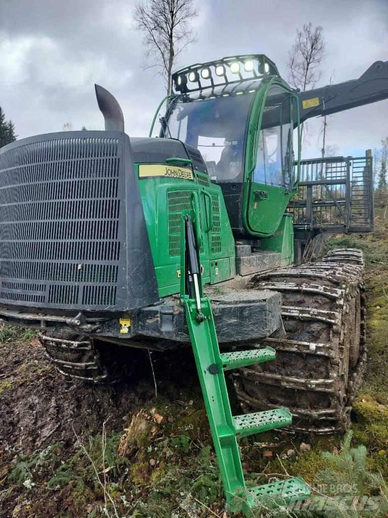 John Deere 1510 E Vyvážecí traktory