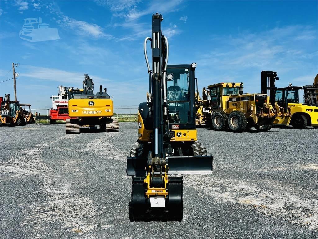 DEERE 35-P Mini rýpadla < 7t