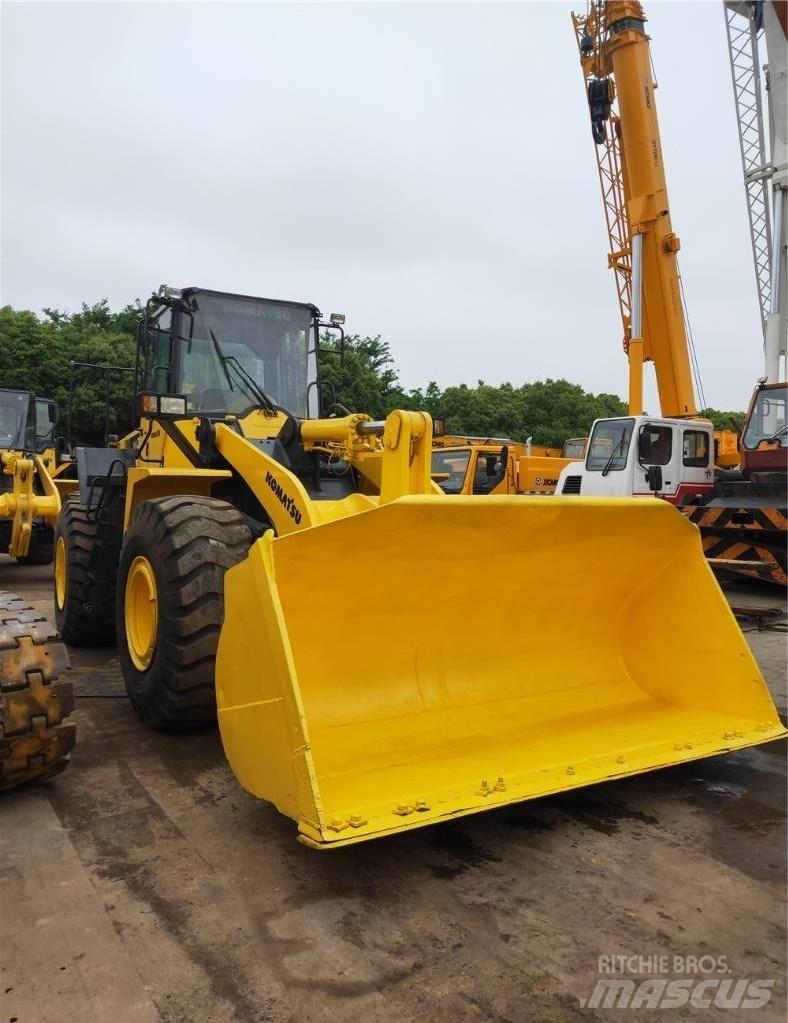 Komatsu WA 380 Kolové nakladače