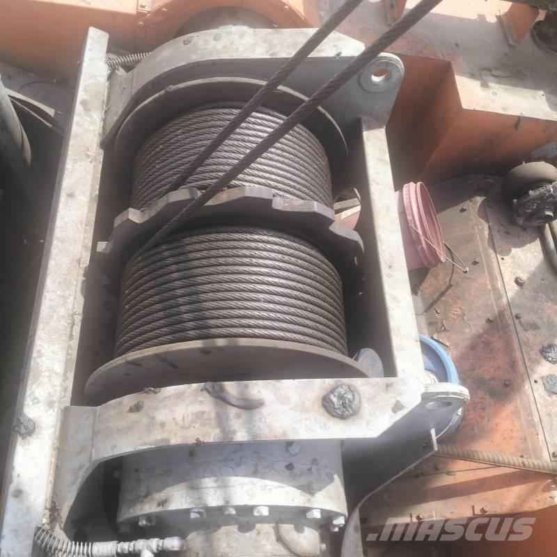 Hitachi KH 1000 Pásové jeřáby