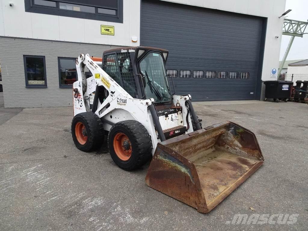 Bobcat 873 Smykem řízené nakladače