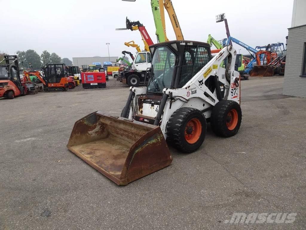 Bobcat 873 Smykem řízené nakladače