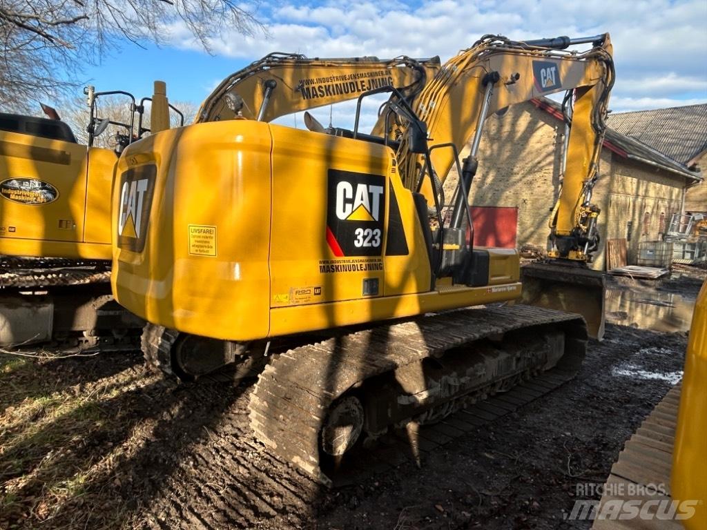 CAT 323 Nextgen Pásová rýpadla
