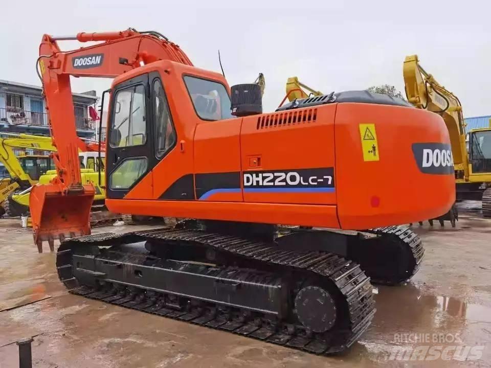 Doosan DH 220 Pásová rýpadla