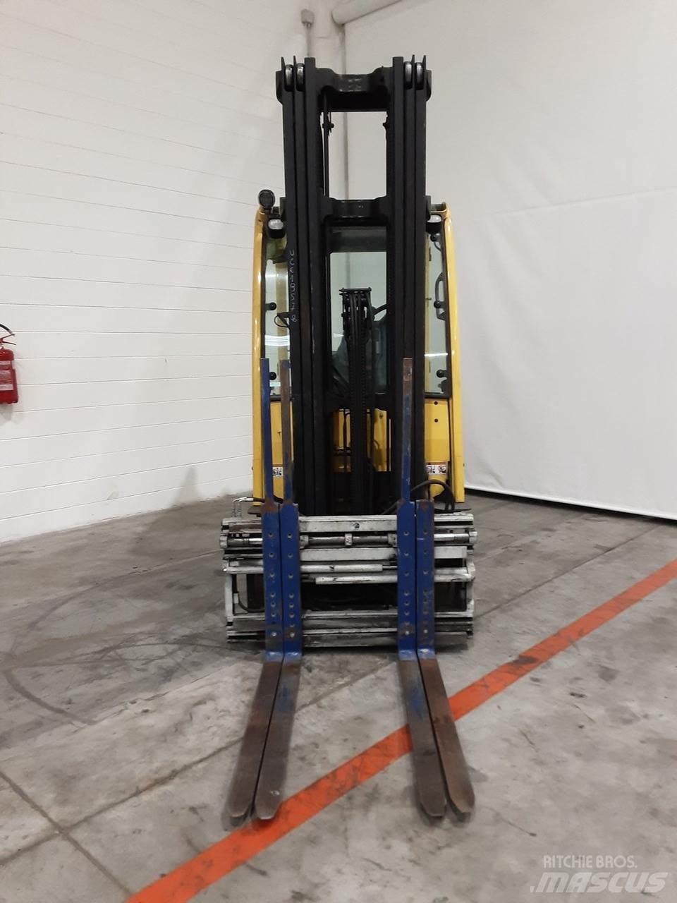 Hyster J2.5XN Akumulátorové vozíky