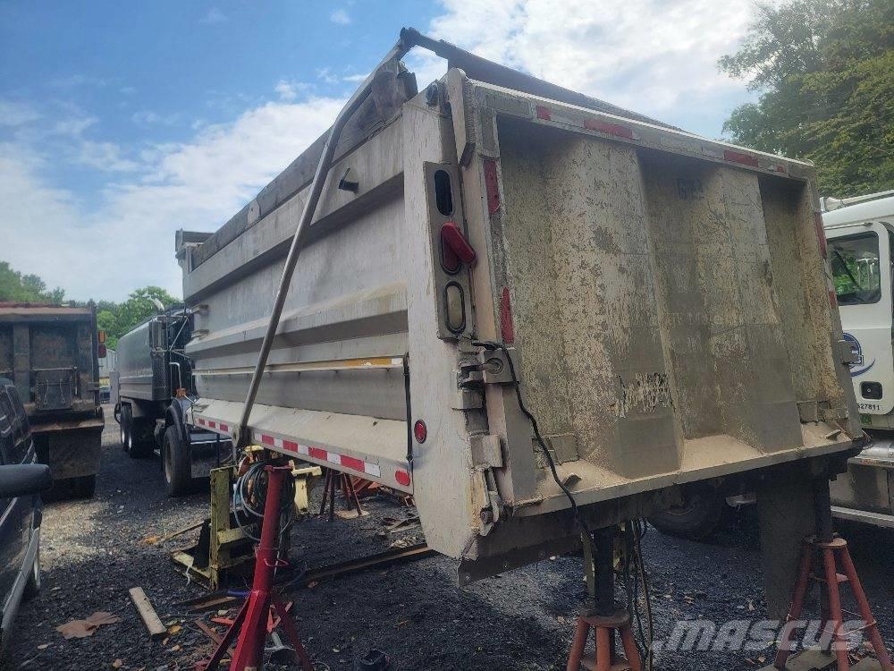  J & J 17' Dump Body Sklápěče