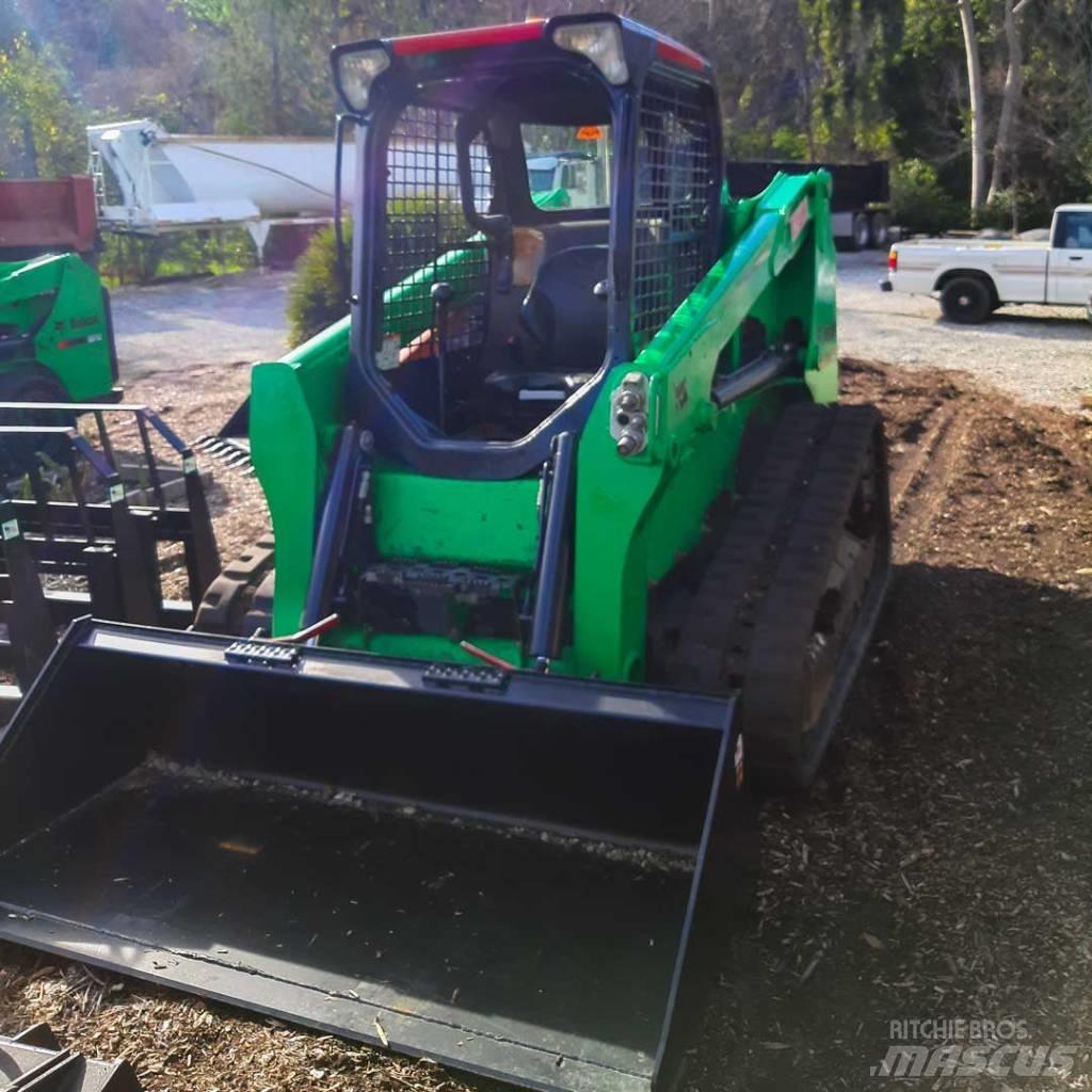 Bobcat T 630 Smykem řízené nakladače