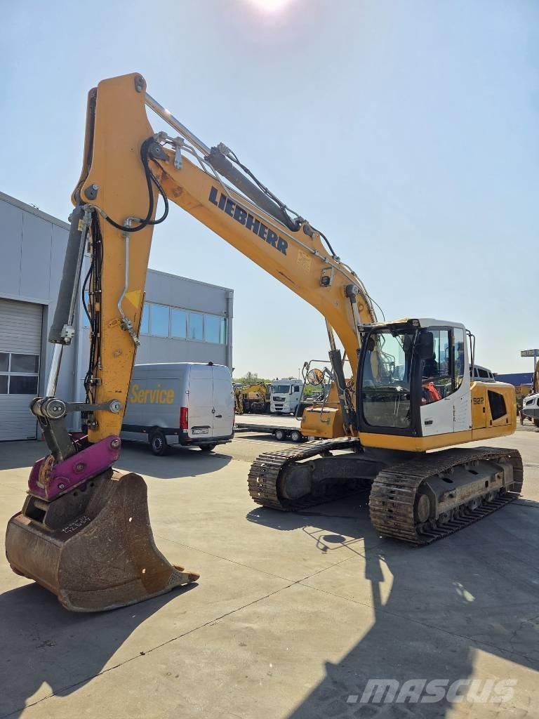 Liebherr R 922 SLC Pásová rýpadla