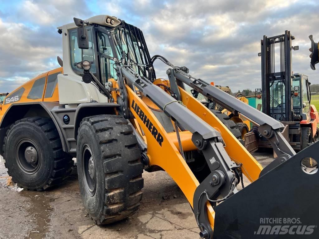 Liebherr L546 Kolové nakladače