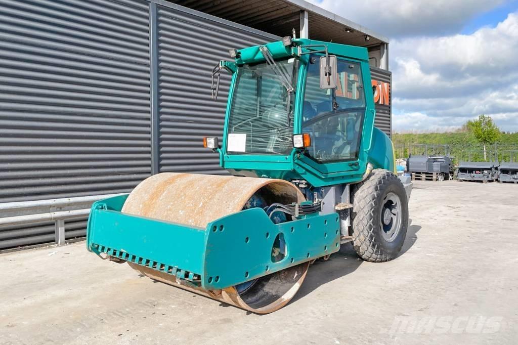 Hamm 3307 HT Tahačové válce