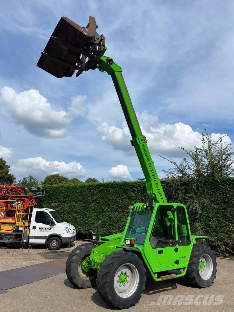 Merlo P26.6 SPT Teleskopické manipulátory