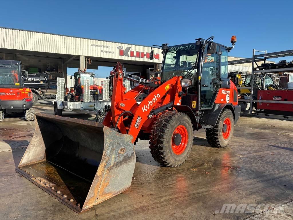 Kubota R 070 Kolové nakladače