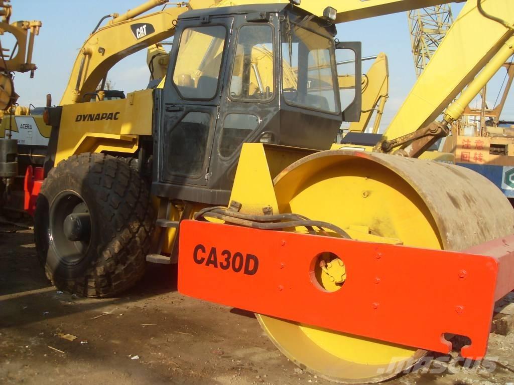 Dynapac CA 30 D Tahačové válce