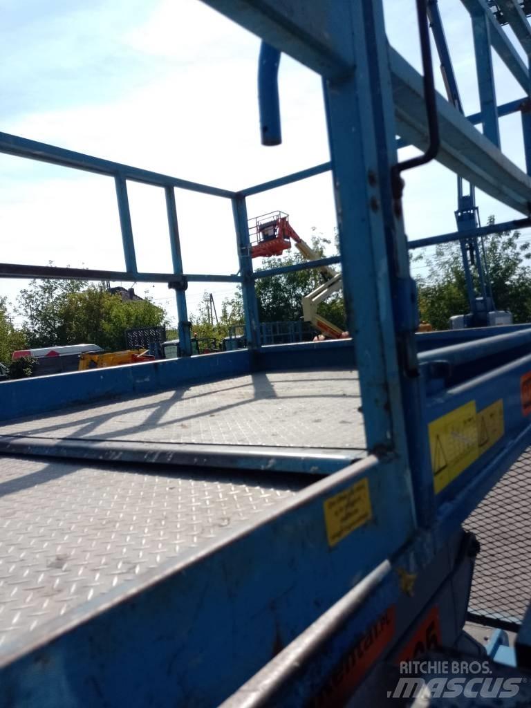 Genie GS 4390 Nůžková zvedací plošina