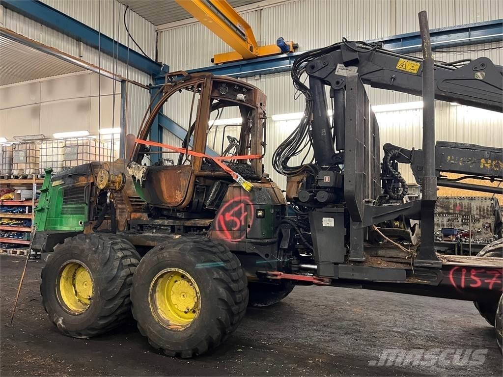 John Deere 1210E Vyvážecí traktory