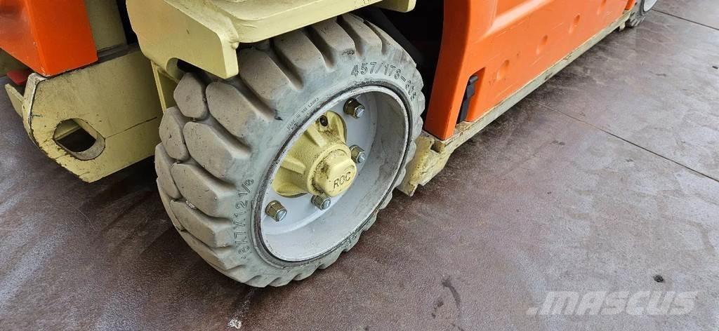 JLG TOUCAN 1210 Další zvedače a plošiny